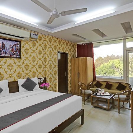 Hotel O Shivam Guest House Nueva Delhi Exterior foto