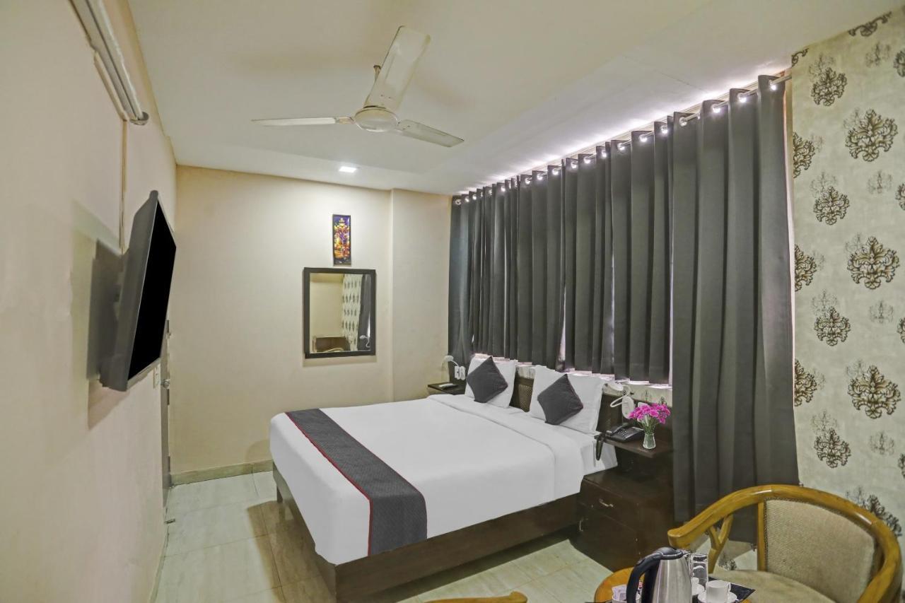 Hotel O Shivam Guest House Nueva Delhi Exterior foto