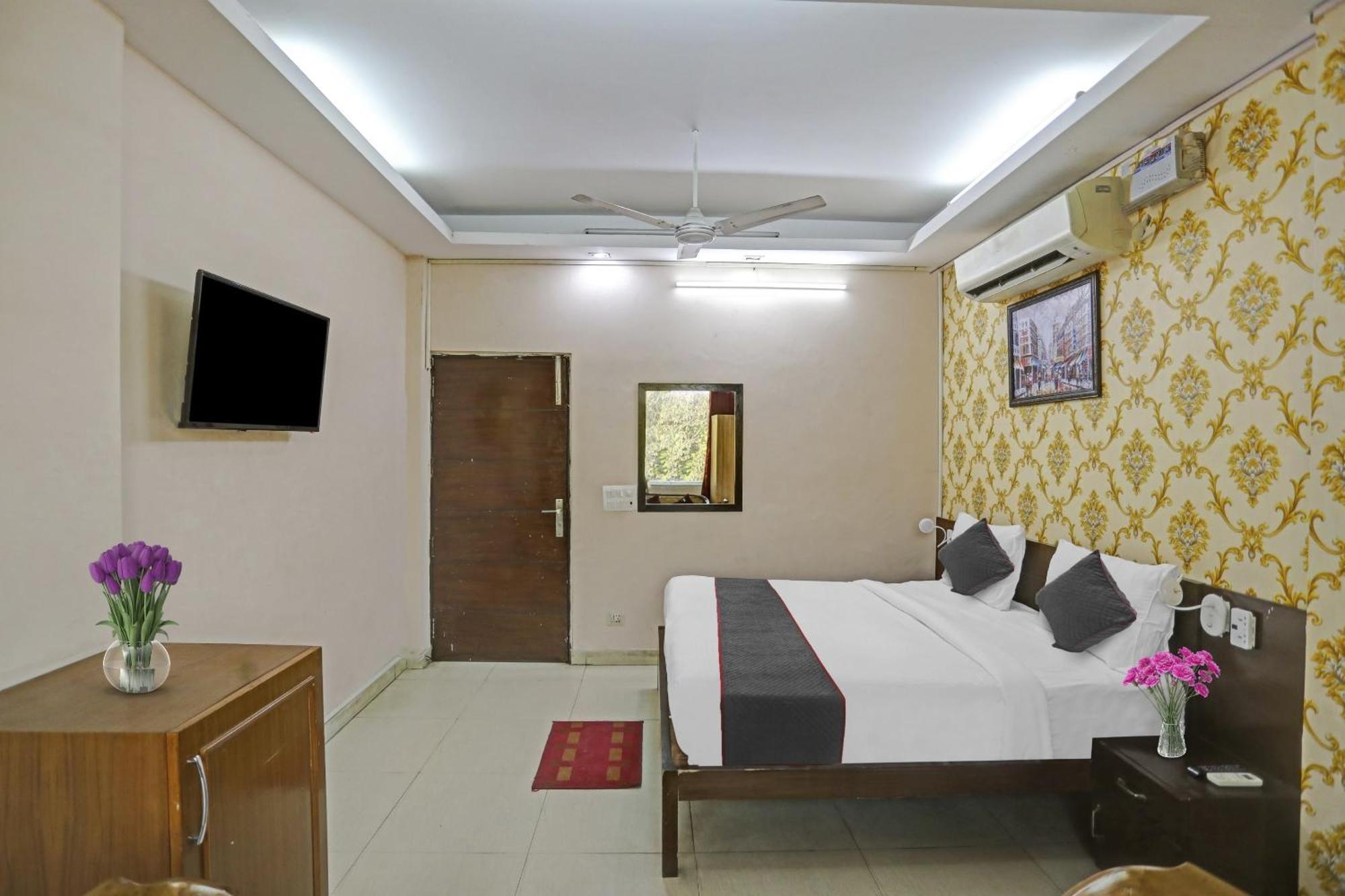 Hotel O Shivam Guest House Nueva Delhi Exterior foto