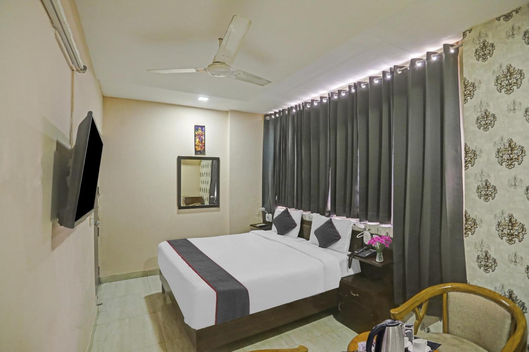 Hotel O Shivam Guest House Nueva Delhi Exterior foto