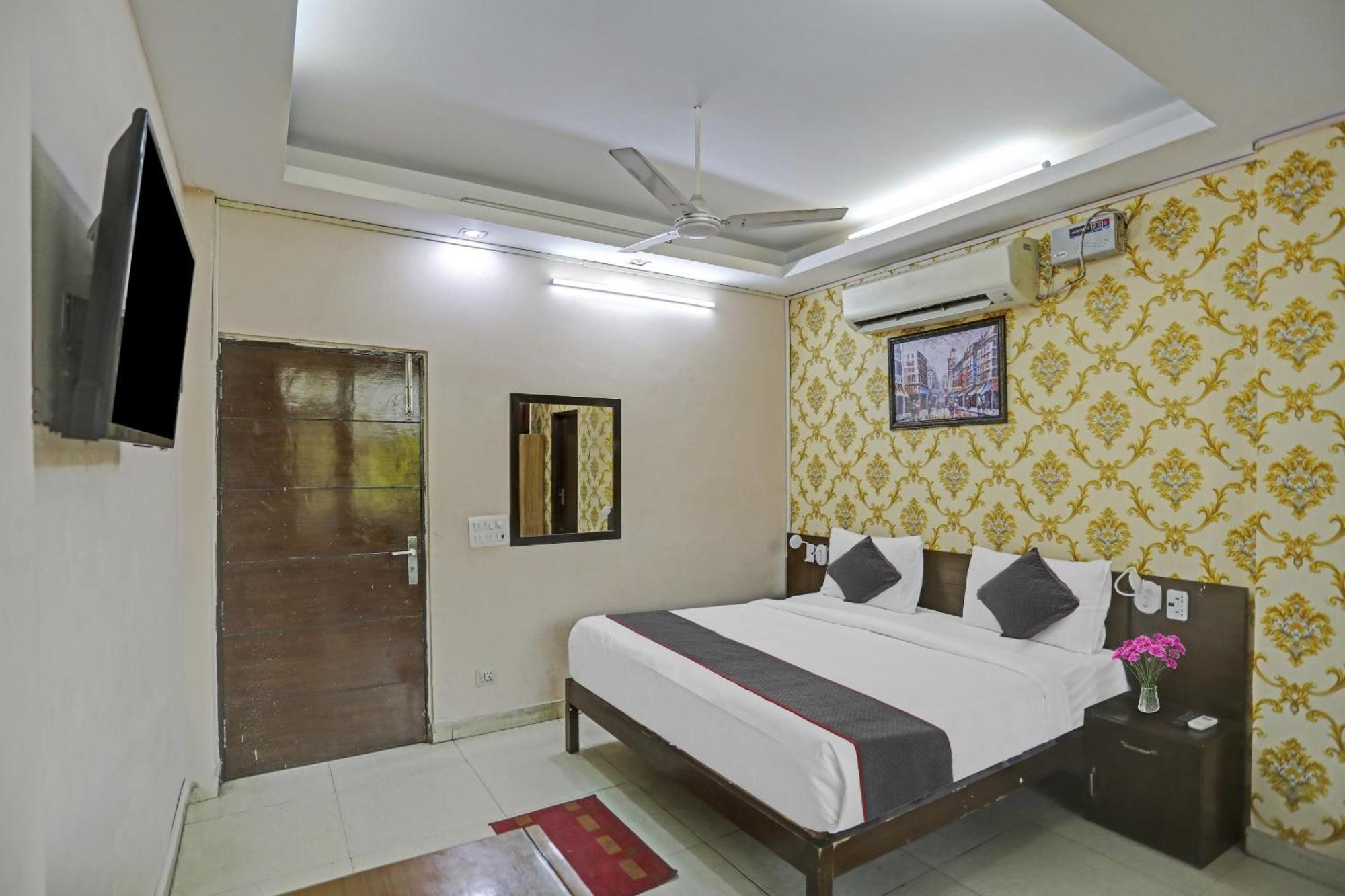 Hotel O Shivam Guest House Nueva Delhi Exterior foto