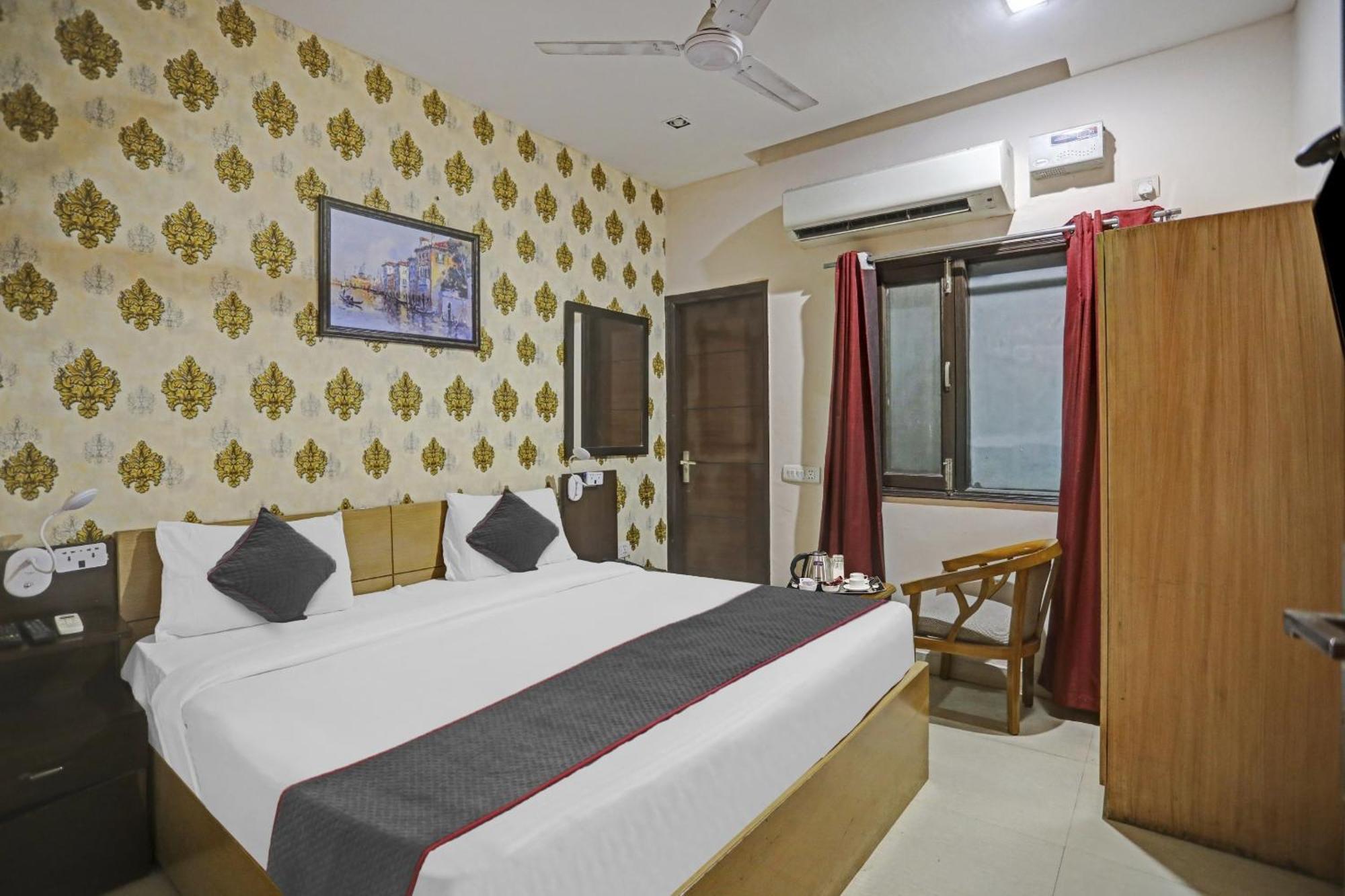 Hotel O Shivam Guest House Nueva Delhi Exterior foto