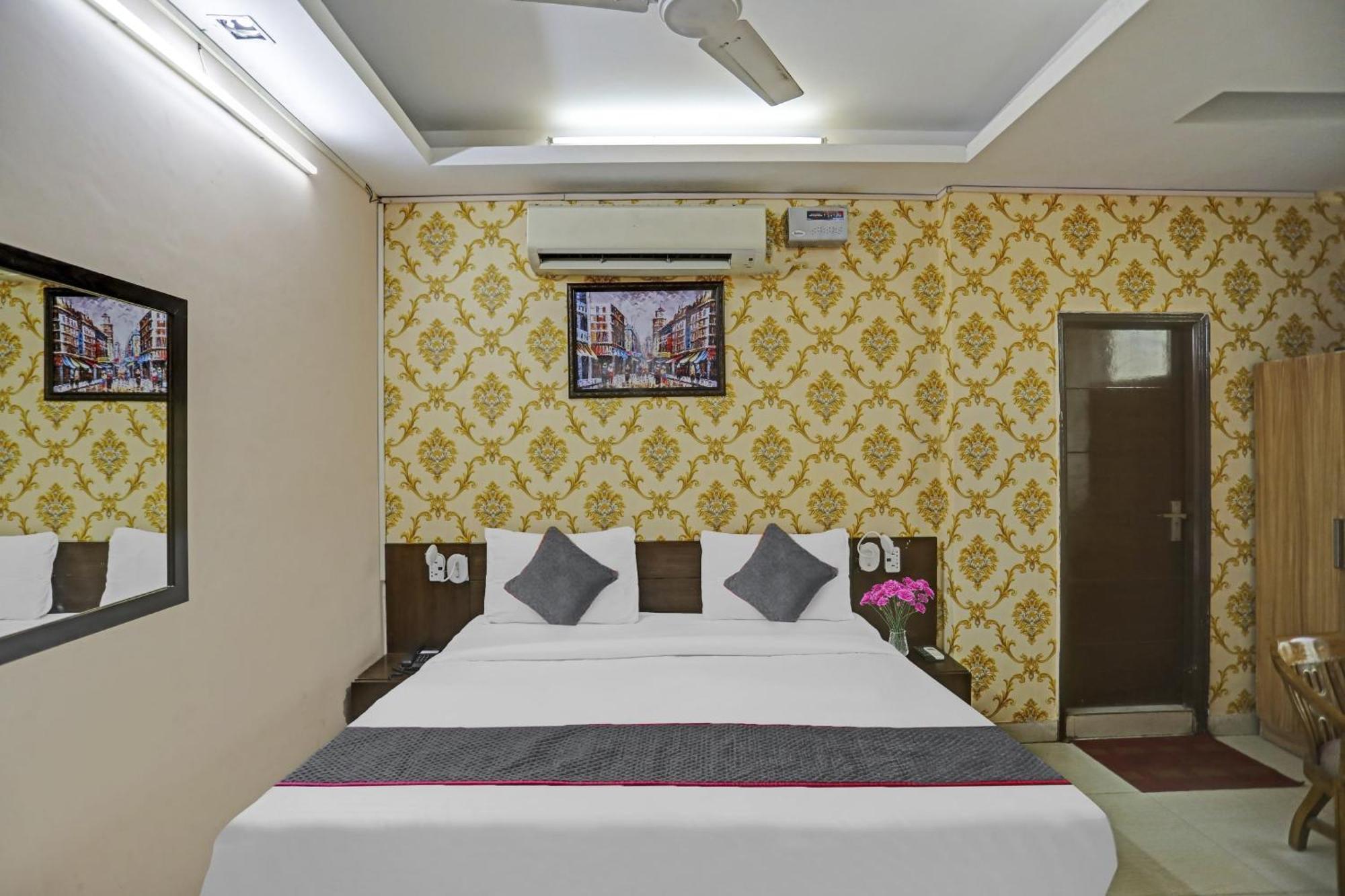 Hotel O Shivam Guest House Nueva Delhi Exterior foto